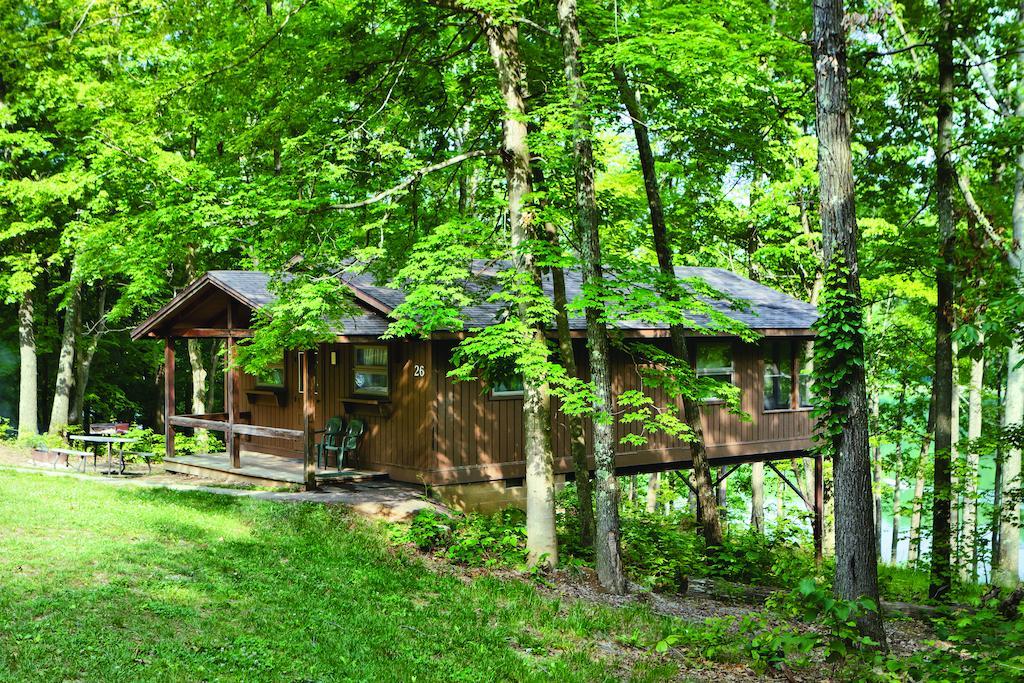 Burr Oak Lodge And Conference Center Glouster Стая снимка